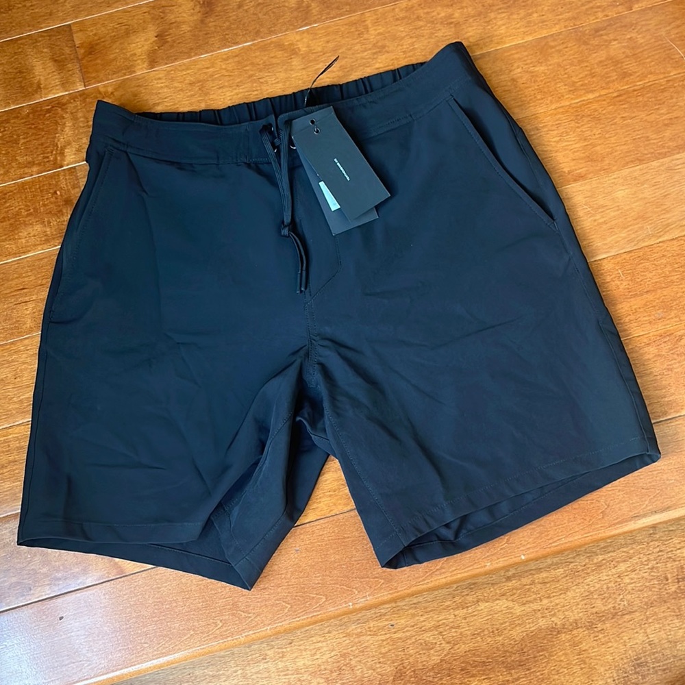 NWT Ten Thousand Black Foundation Short (No Liner) 7" Size Small